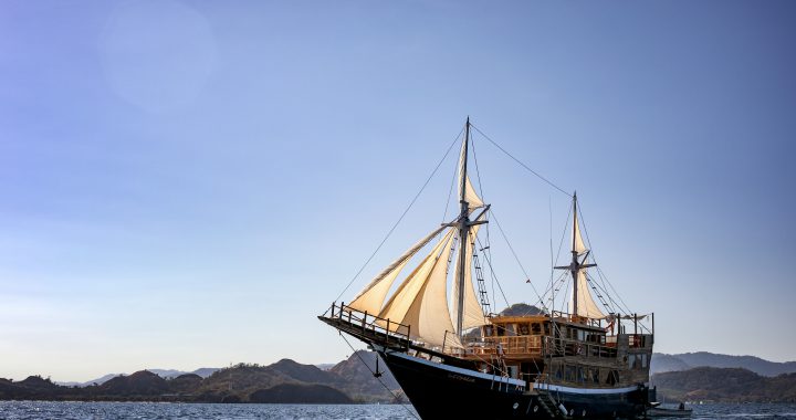 Paket Sewa Kapal Komodo Labuan Bajo – Cordelia Phinisi 2021 Harga – Opentrip – Itinerary